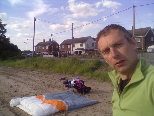 Richard-Carter-British-paragliding-record-holder-for-the-eighth-time-500x375